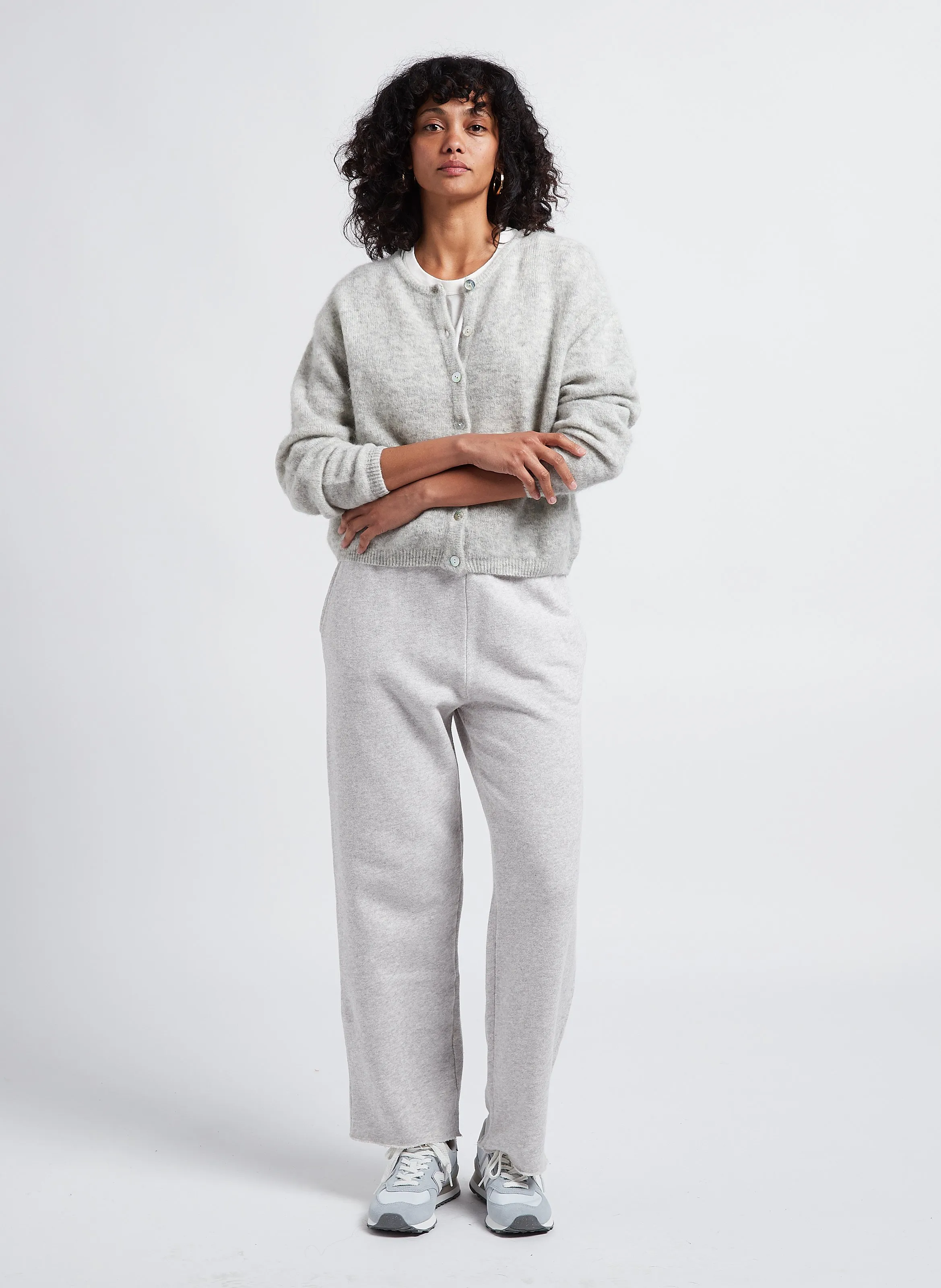 AMERICAN VINTAGE KODYTOWN  PANTALóN DE JOGGING RECTO DE ALGODóN EN GRIS