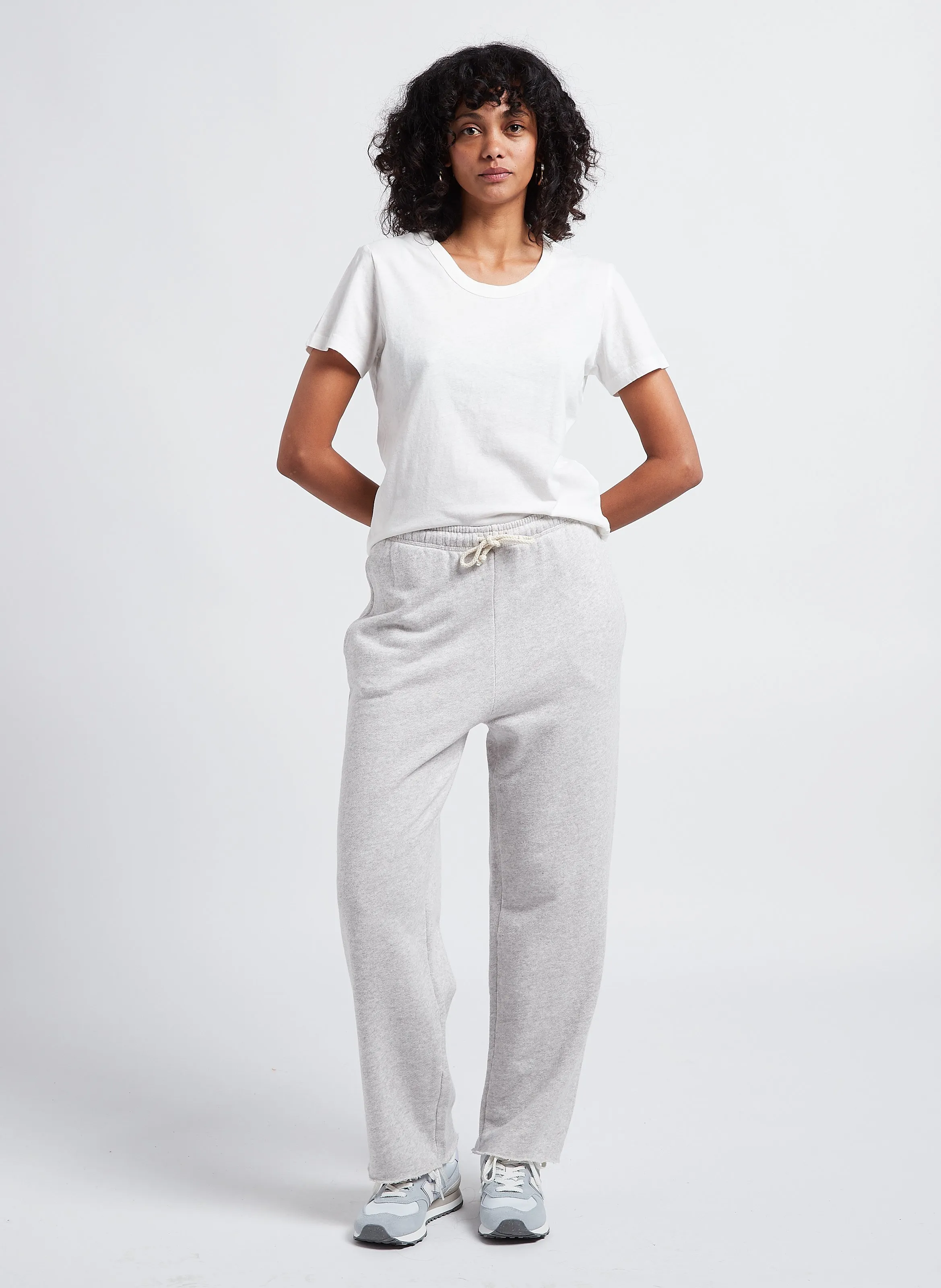 AMERICAN VINTAGE KODYTOWN  PANTALóN DE JOGGING RECTO DE ALGODóN EN GRIS
