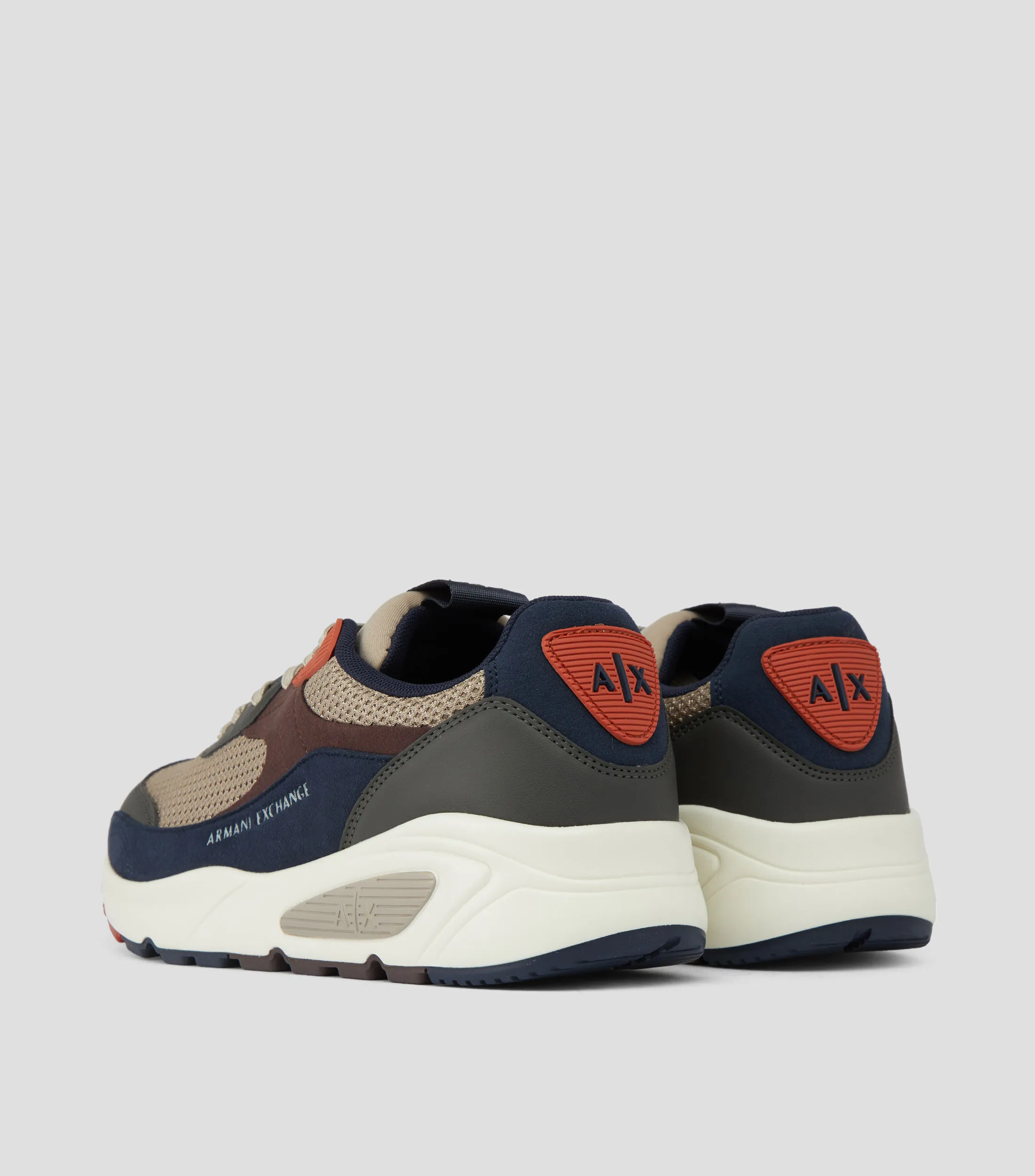 Armani Exchange Tenis casuales con bloques a contraste Hombre