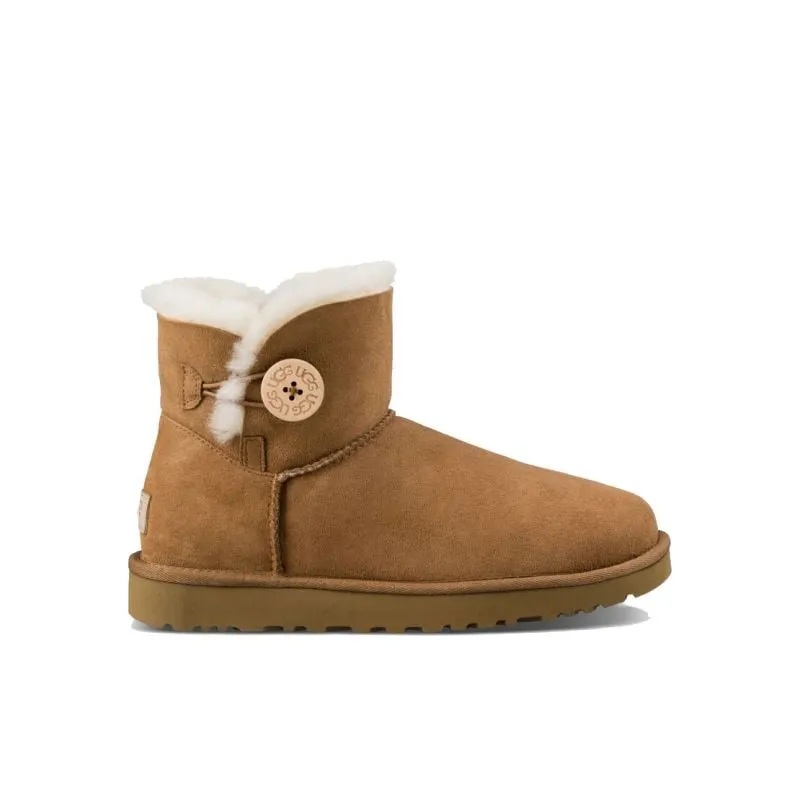 Botas UGG Mini Bailey Button II (castaña) mujer