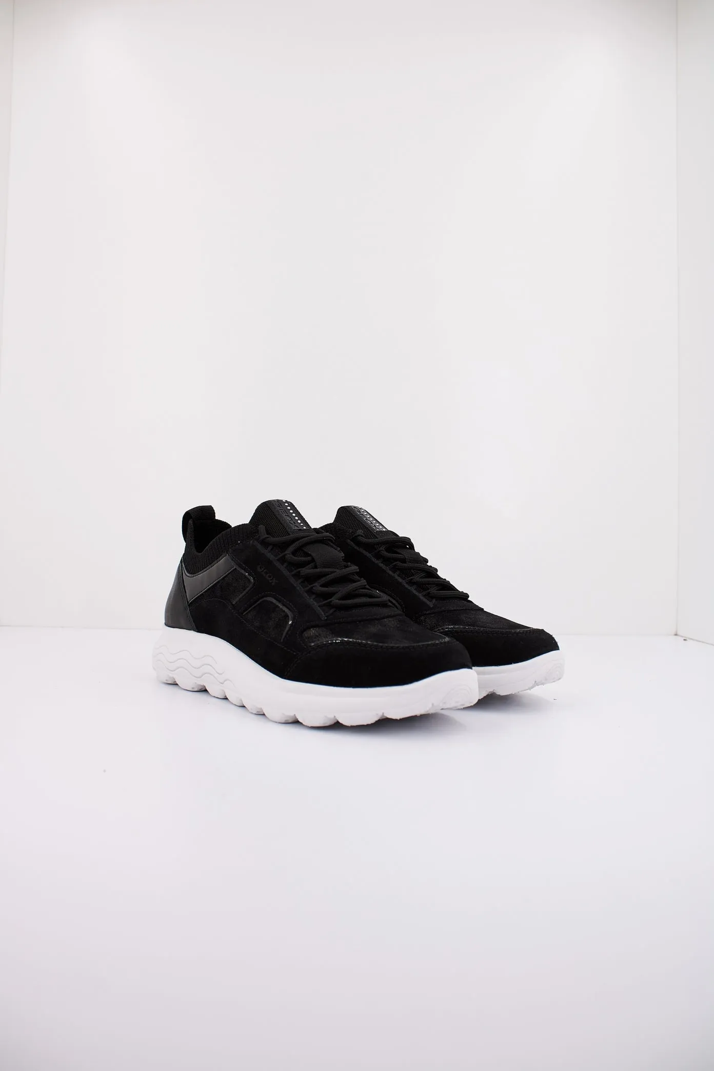 GEOX