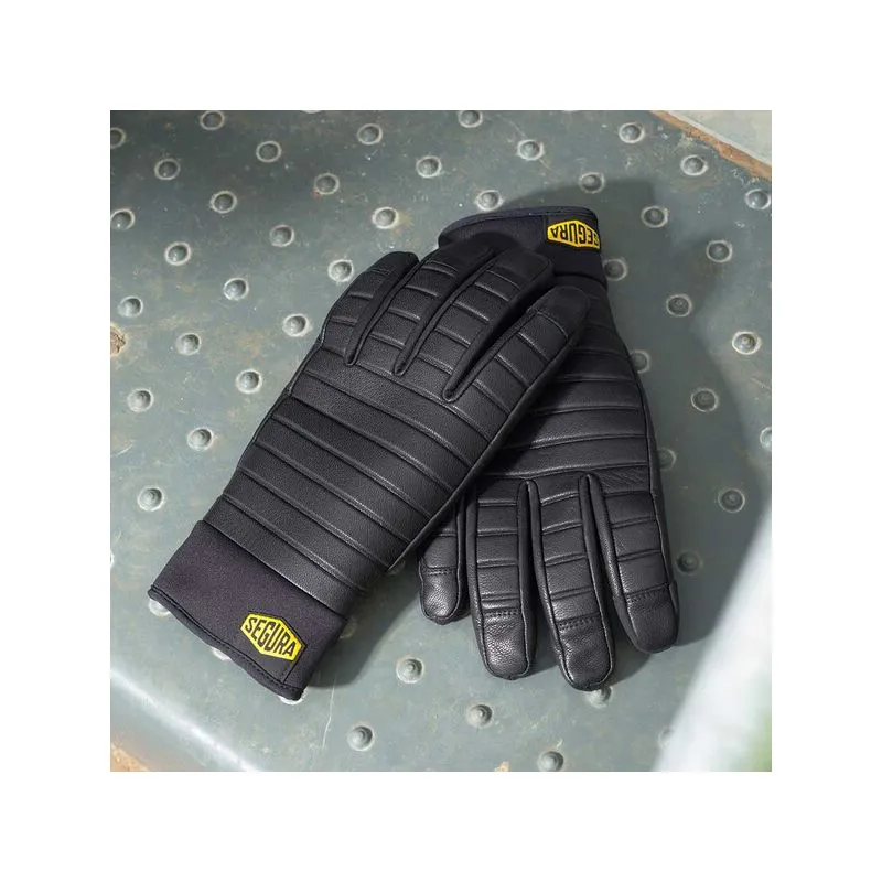 GUANTES NIKITA  SEGURA