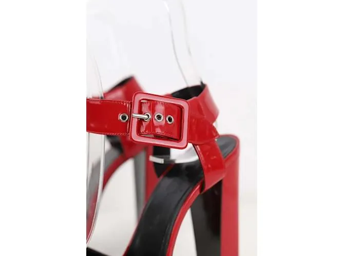 Hermès Tacones de cuero Roja 