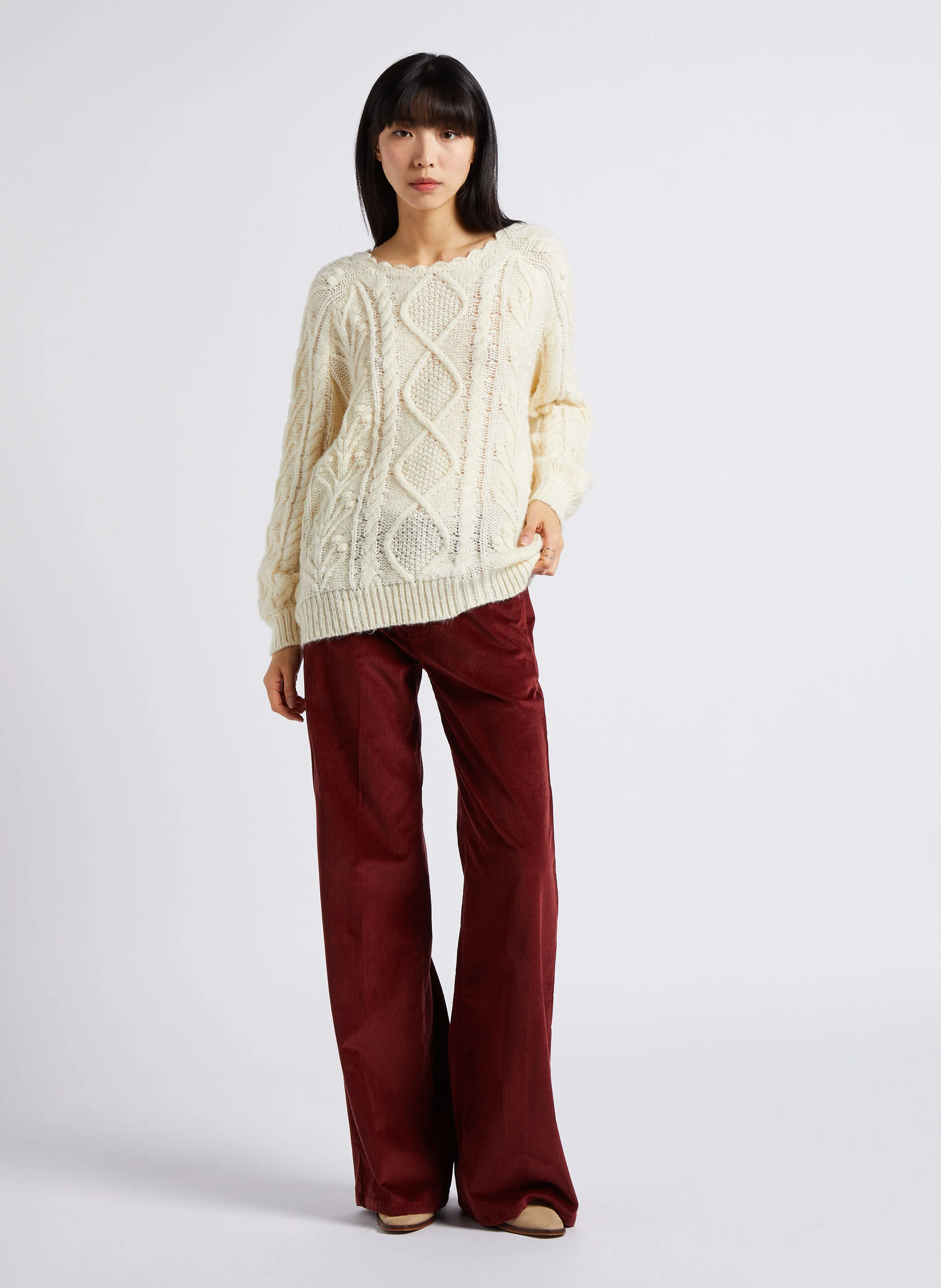 LOUISE MISHA SALCEA  JERSEY DE MEZCLA DE LANA CON CUELLO REDONDO Y CALADO EN BEIGE