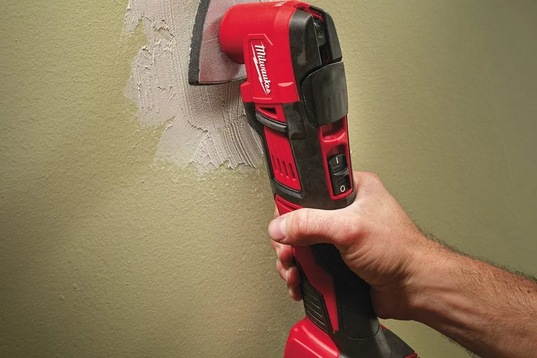 MULTIHERRAMIENTA M18 MILWAUKEE M18BMT0