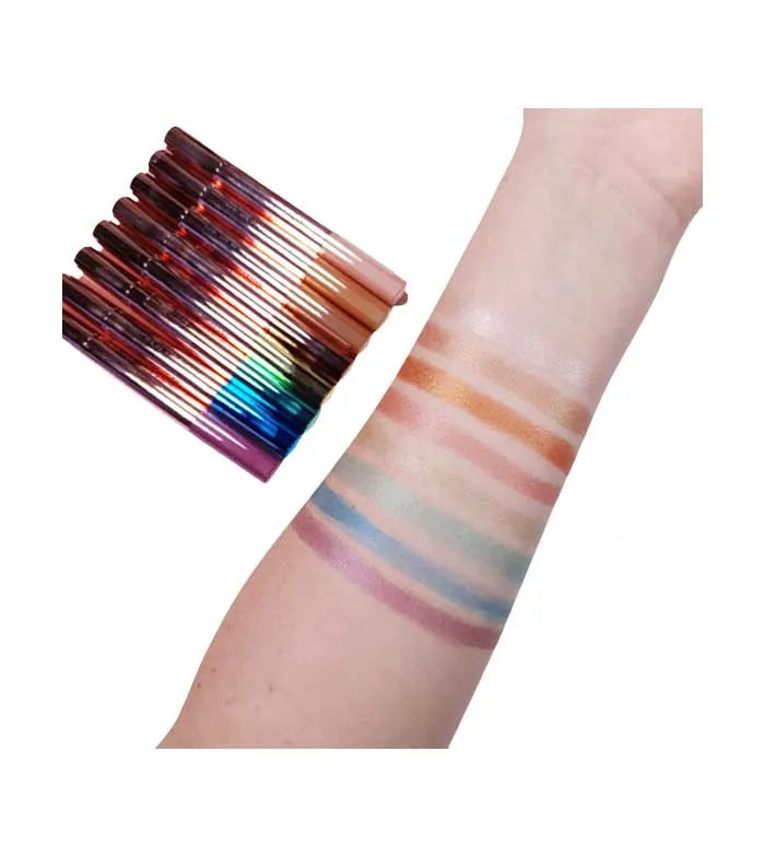 REVOLUTION  SOMBRA EN STICK LUSTRE WAND  INTENSE BLUE