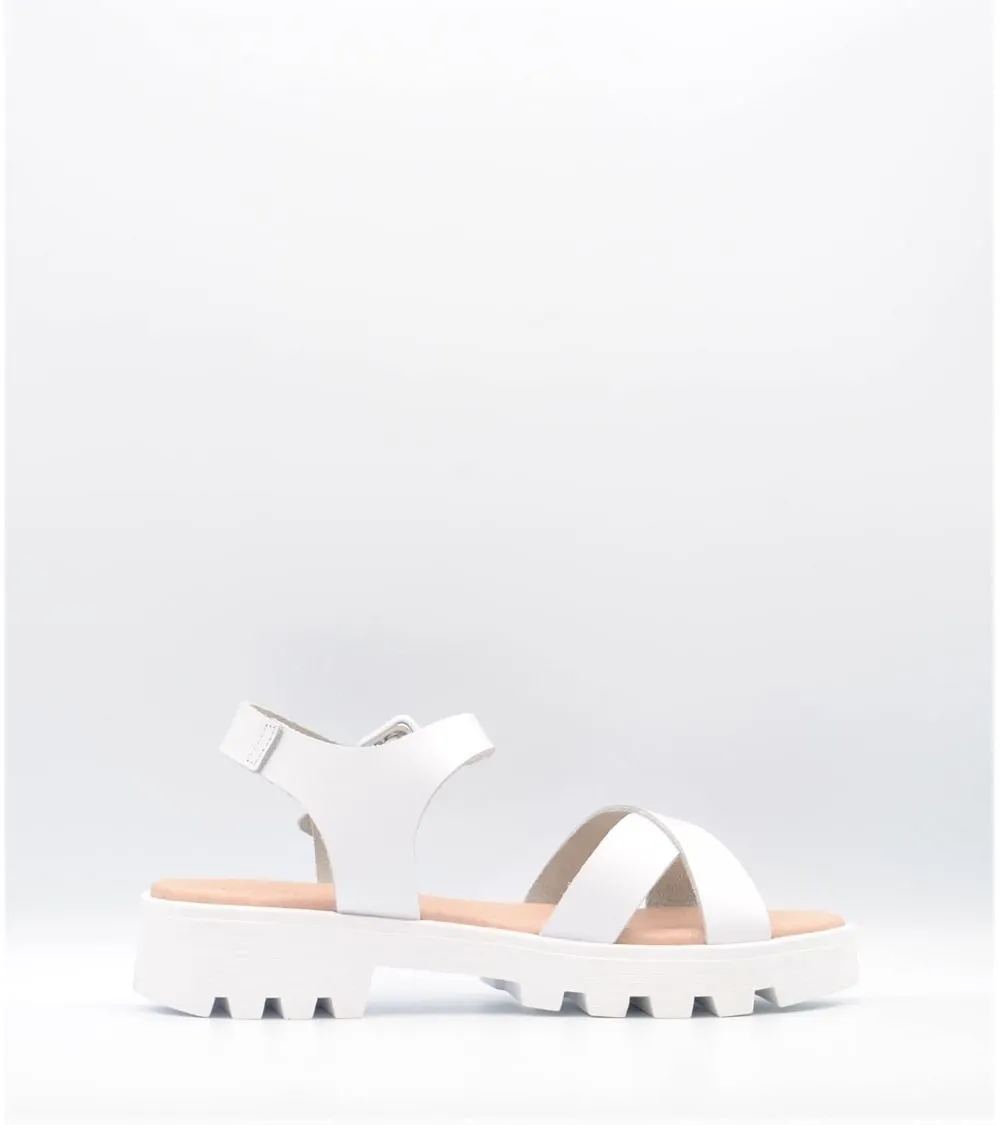 SANDALIAS NIÑA HEBILLA COQUETE CRUZADO BLANCO