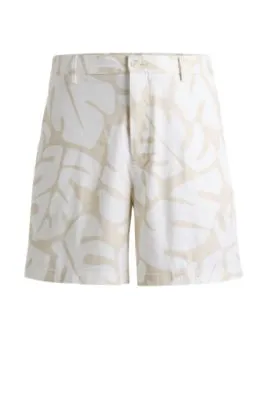 Shorts regular fit de sarga de algodón elástico estampado