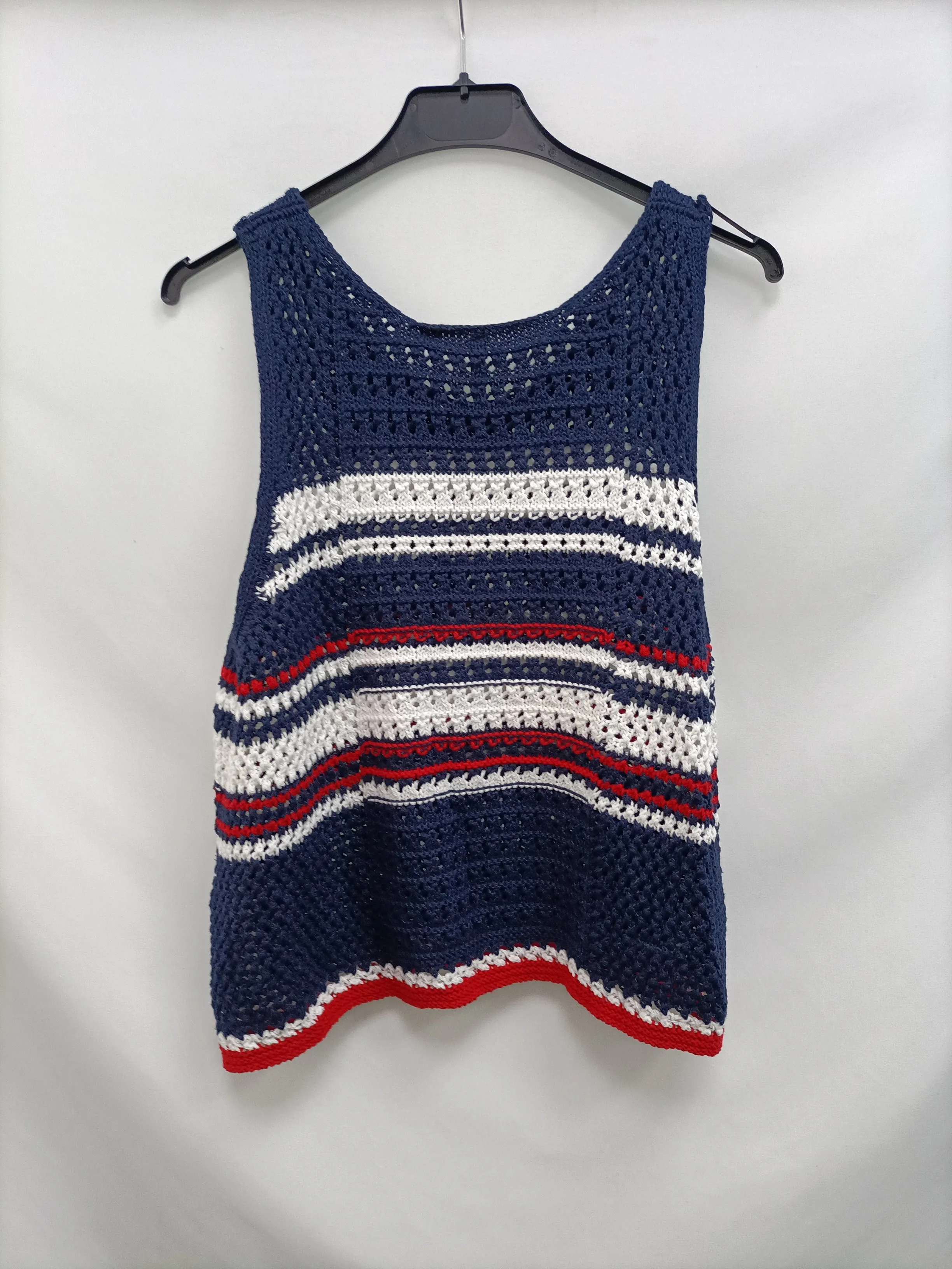 STRADIVARIUS. Top talla L