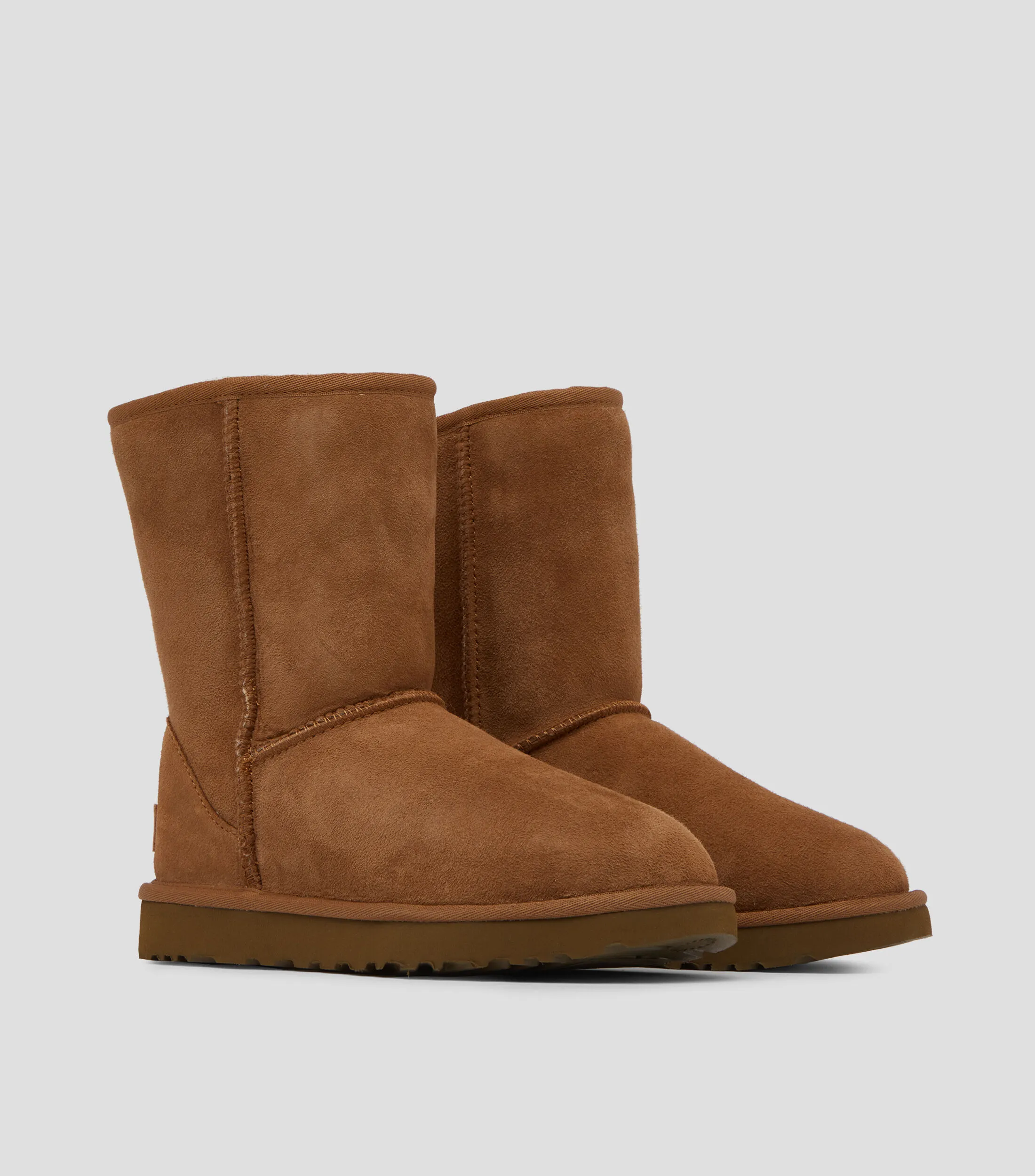 Ugg Botas cortas Clásico en piel Mujer