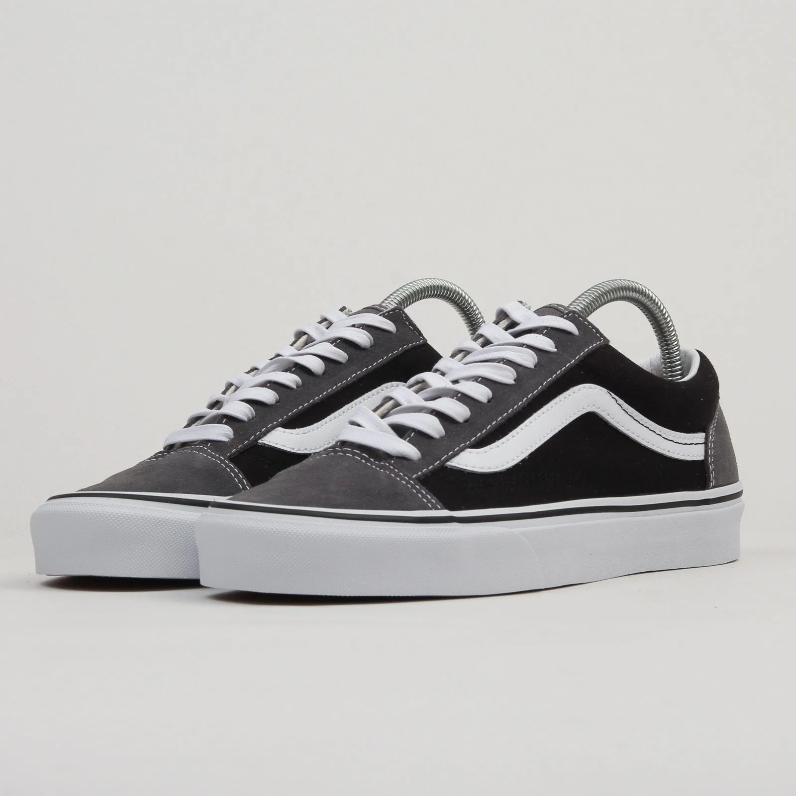 Vans Style 38