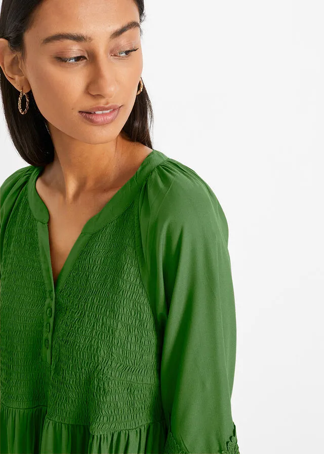 Vestido camisero de viscosa sostenible con encaje verde cactus
