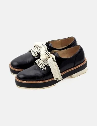 Zara Zapato negro lazo