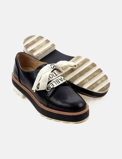 Zara Zapato negro lazo